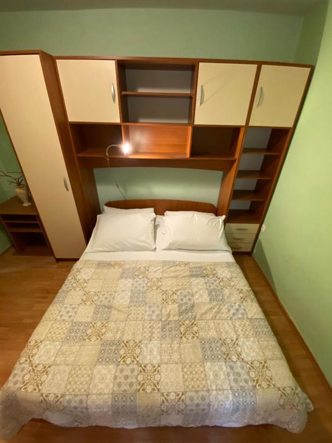 Rooms Josip Makarska Ngoại thất bức ảnh