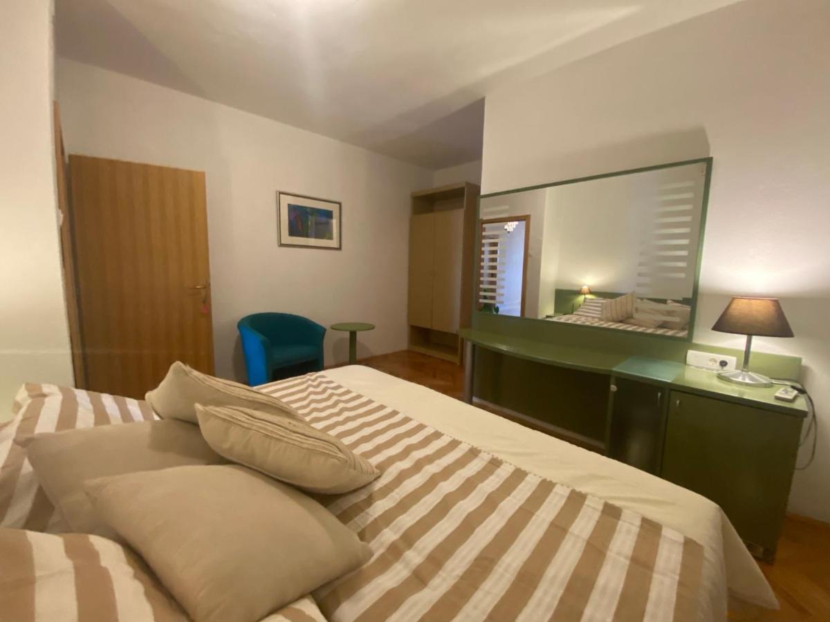 Rooms Josip Makarska Ngoại thất bức ảnh